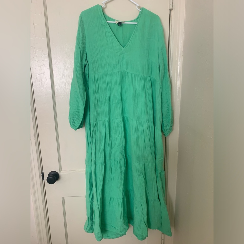 Green vneck maxi dress